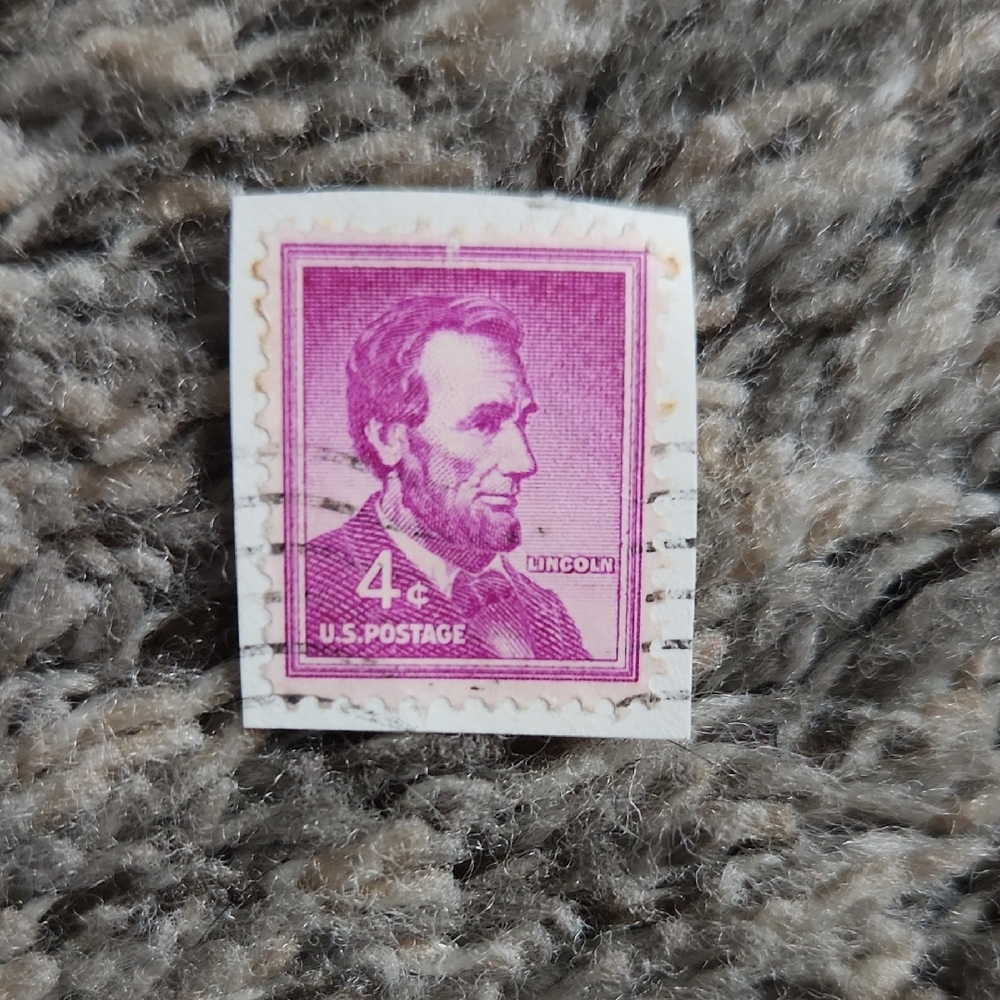 RARE 1950'S Vintage 4 Cent Lincoln Postage Stamp